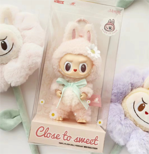 20240916161711_738f147a-980b-4029-84d0-7852985b50ab.png Mokoko v1 Close to Sweetness Limited Edition Plush Doll