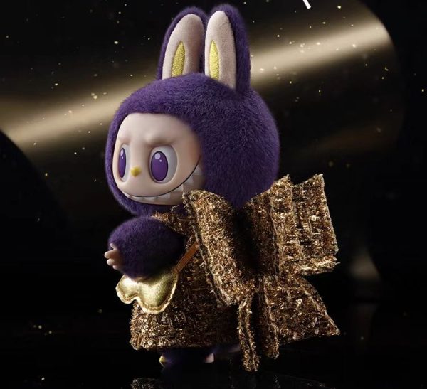 2_c40f6536-ae47-4265-b212-836928657ec7.jpg Labubu x PRONOUNCE Wings of Fantasy Vinyl Plush Doll huge and small