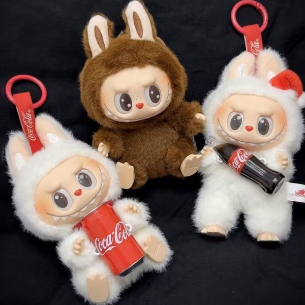 3_0d110b96-8c54-4816-b2b0-199bb0b8f03d.jpg (Cat10004)Coca-Cola THE MONSTERS Vinyl face plush blind box