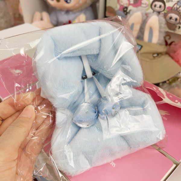 3_2564e6df-8aef-46e4-a39c-ec4e7d34ff6e.jpg Labubu Car Seat fixed ornaments can be fixed on car with labubu or liilas cat 17cm toys accessories