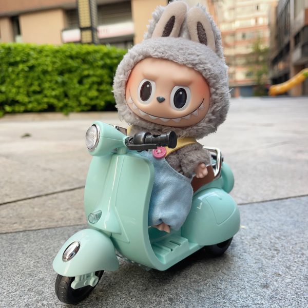 6_dae5e9c4-a9fe-4f68-bd5a-50060c5edda0.jpg Motorbike labubu or kimmon or liilas tooys electric motorbike 17 cm stuffed toys accessories