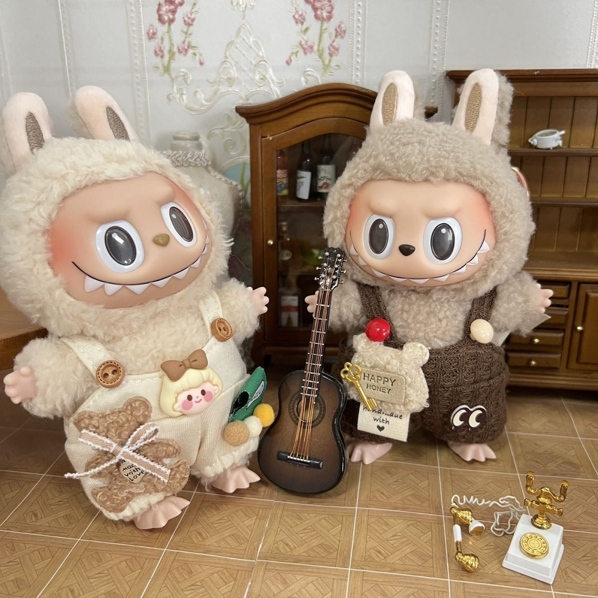 Labubu happy Jumper clothes for 17cm dolls maybe 
