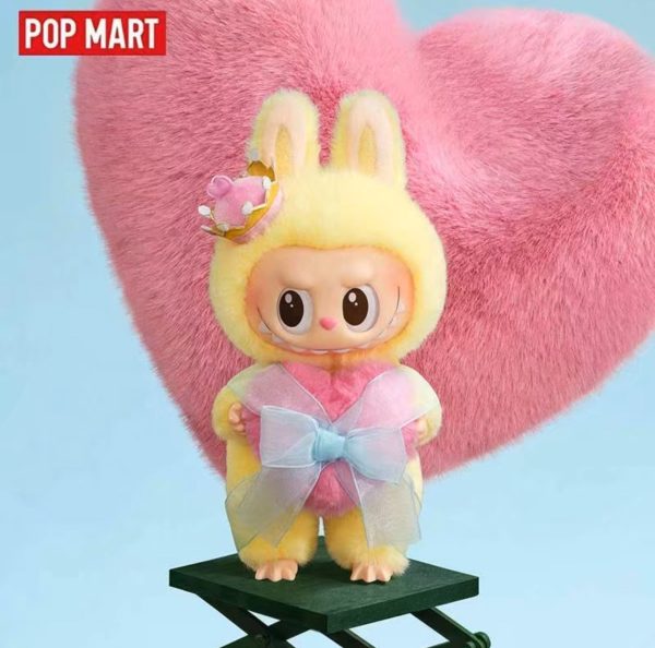 FullSizeRender_da815acd-2a8d-4d3f-a89f-70eb7860b524.jpg Labubu Queen Let's checkmate plush doll small one 18cm doll Close to yellow